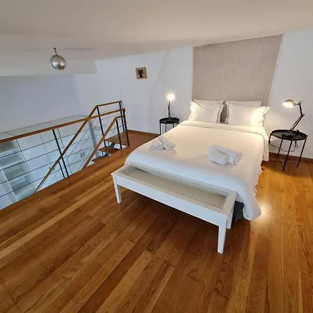 Hostel S.soares *